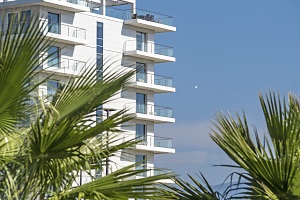Buildings and dwellings licensed grow by more than 20%, while completed buildings decrease by 3.6%